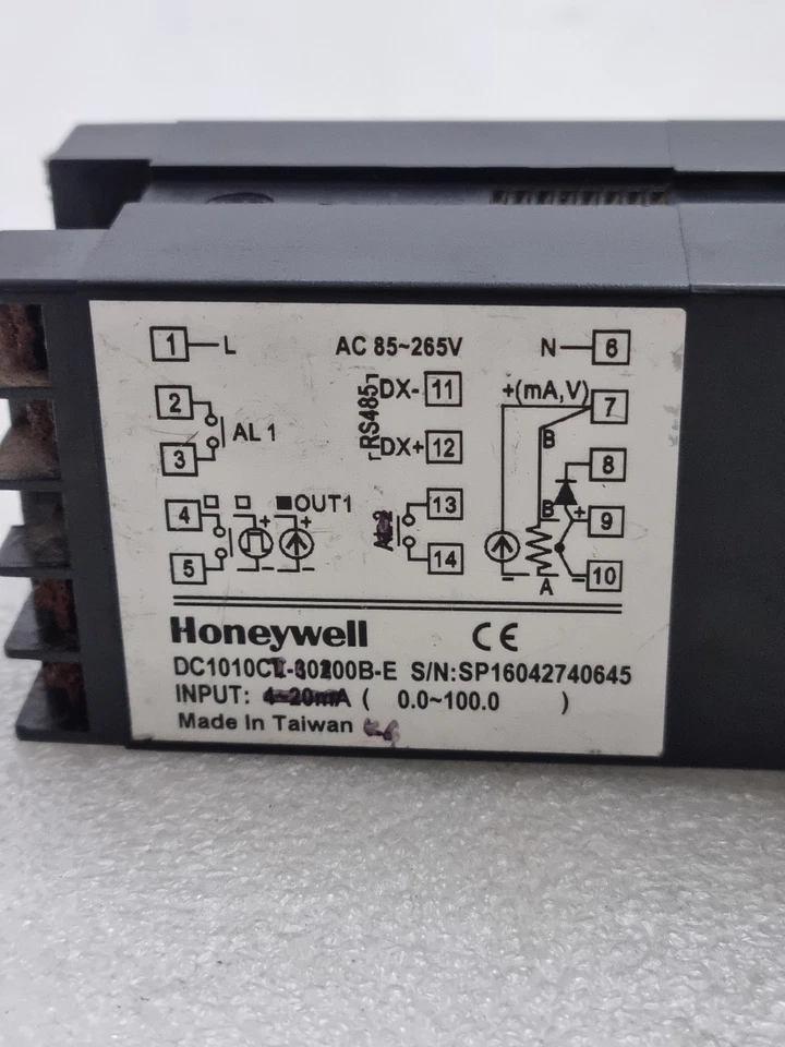 Honeywell DC1010 Digital Temperature Controller (Used Working) DC1010